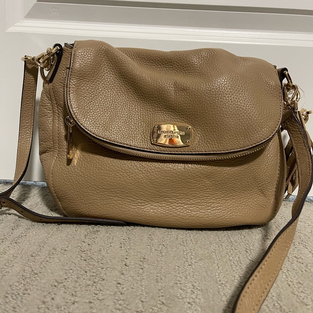 Like new Michael Kors purse